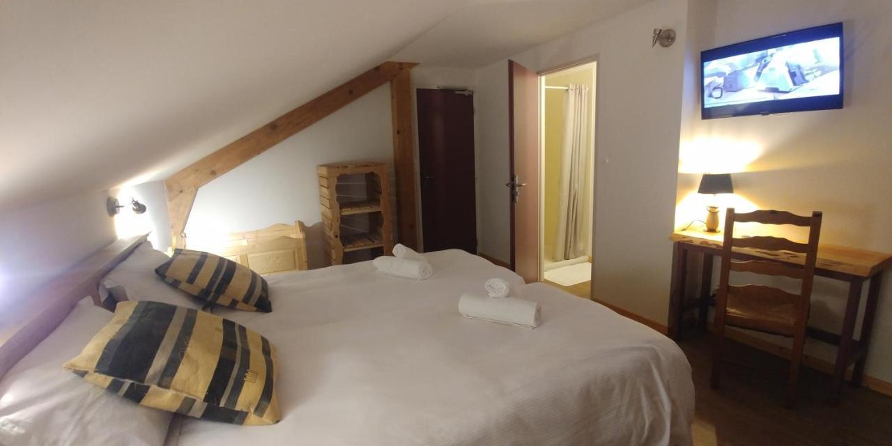 ג'רארדמר Chalet De Martimprey - Chalets - Gites - Chambres D' Hotes Et Spas מראה חיצוני תמונה